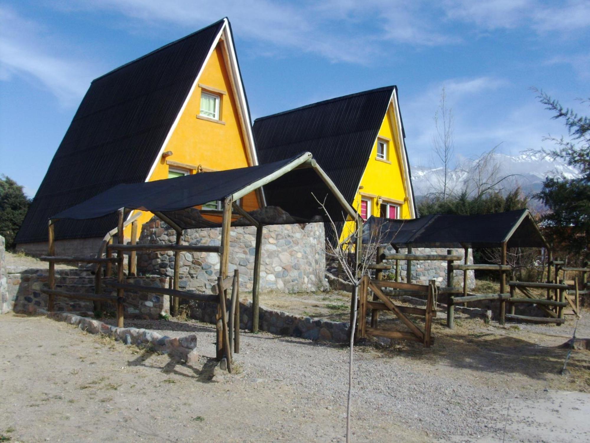 Complejo De Cabanas Tierra De Luna Potrerillos Exterior photo